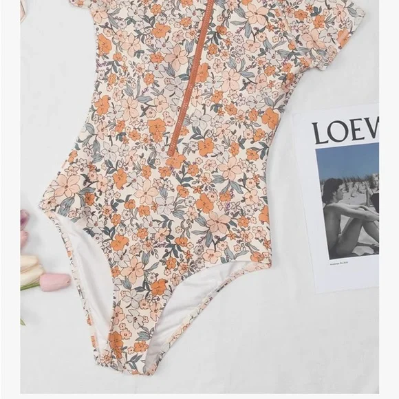 Cupshe Floral Print Short Sleeve Swimsuit - Picture 3 of 3